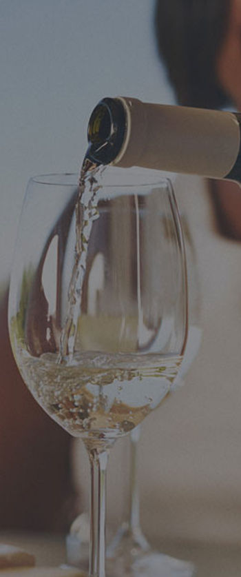 winepouring.jpg